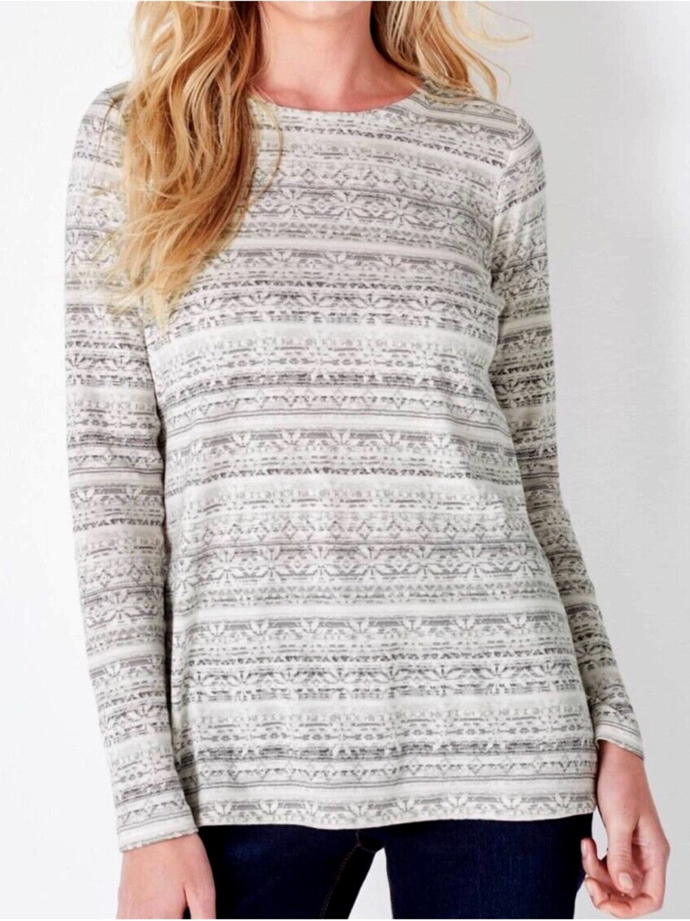 J. Jill Perfect Pima Crew-Neck snowflake Long-Sleeve Tee‎ cream grey size medium